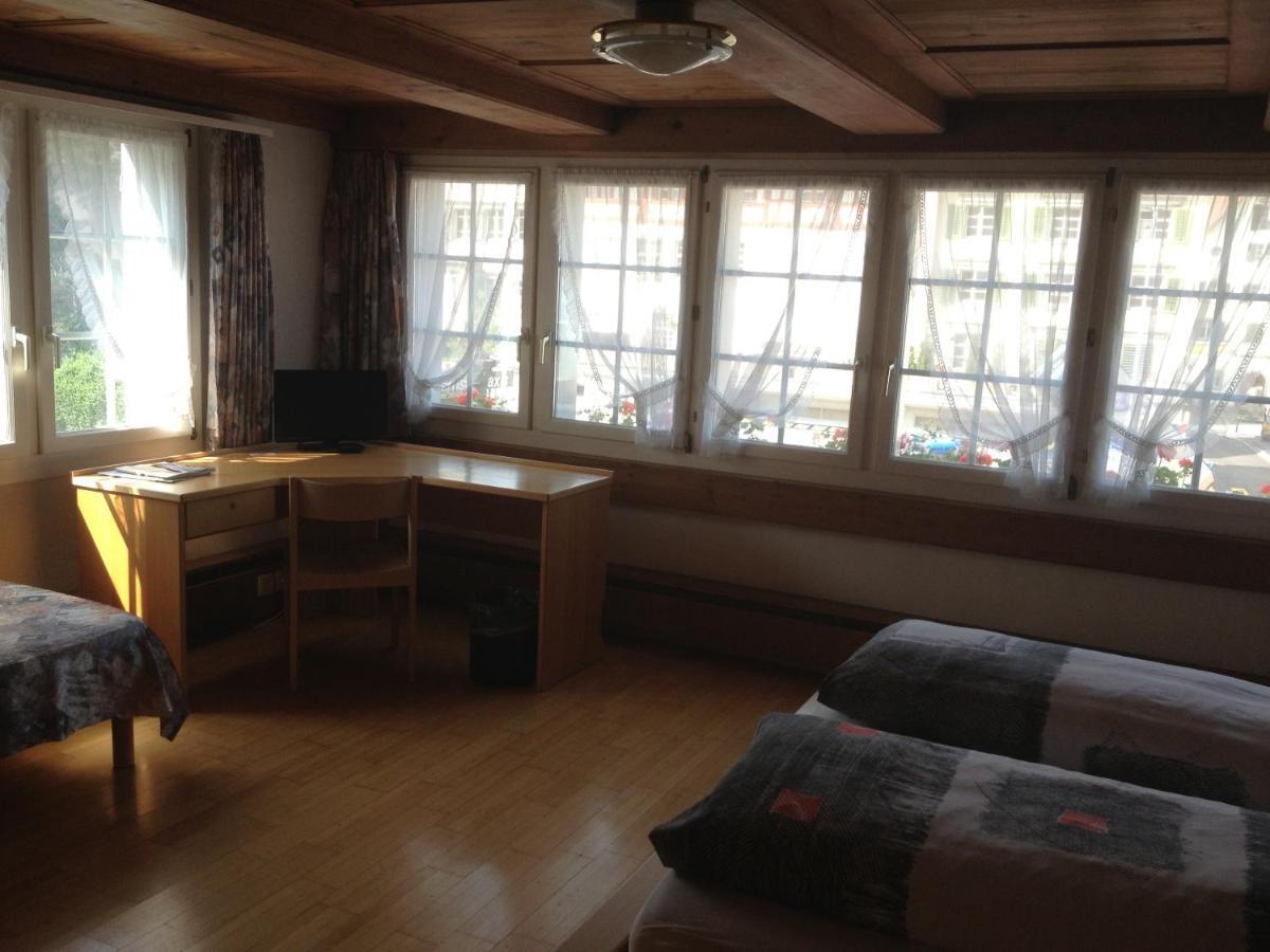 Cafe-Conditorei Hotel Huber Lichtensteig Номер фото